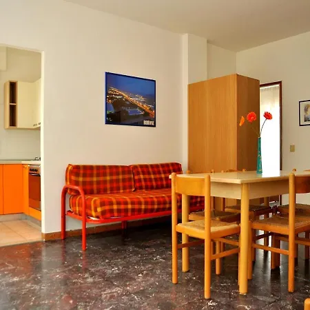 公寓 Delightful Flat For 8 Guests In - Beahost 比比翁