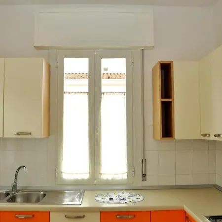 Delightful Flat For 8 Guests In - Beahost 公寓