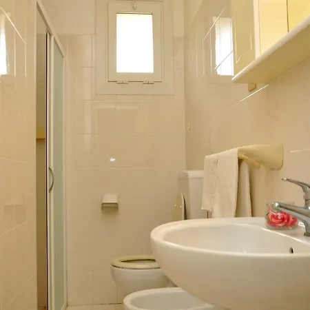 Delightful Flat For 8 Guests In - Beahost 比比翁